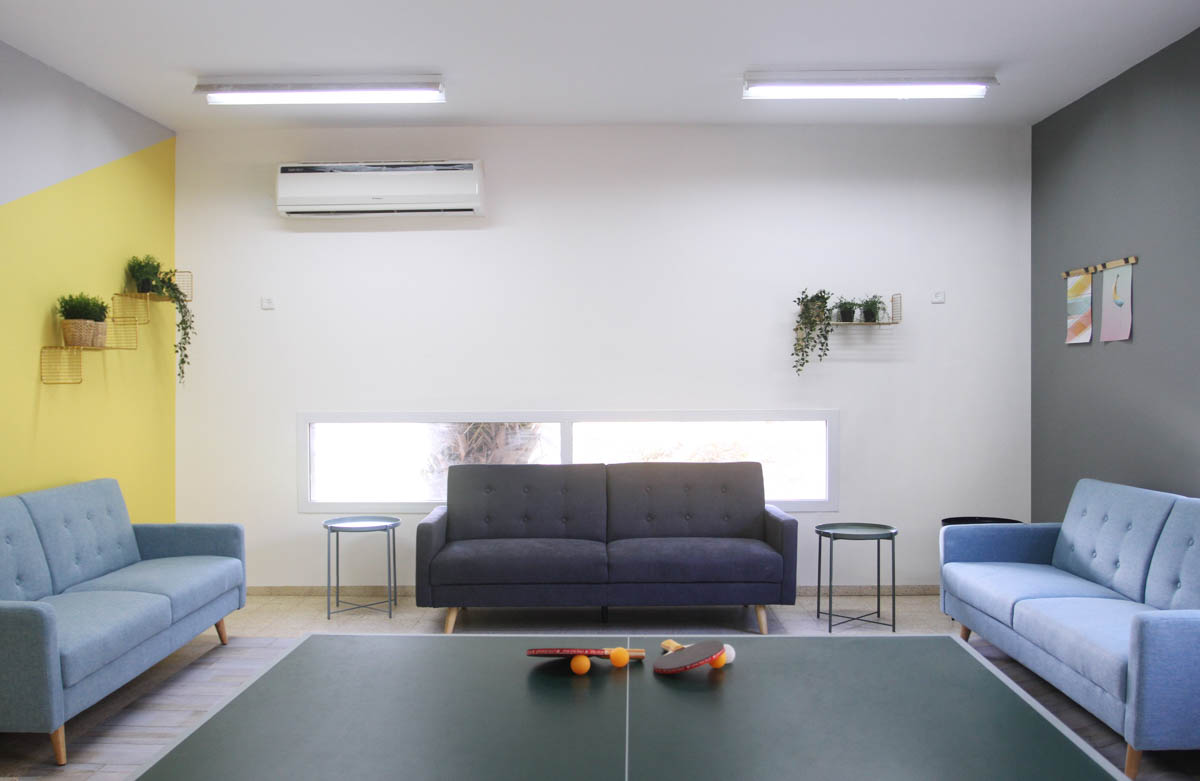 שיפוץ המוסד 11